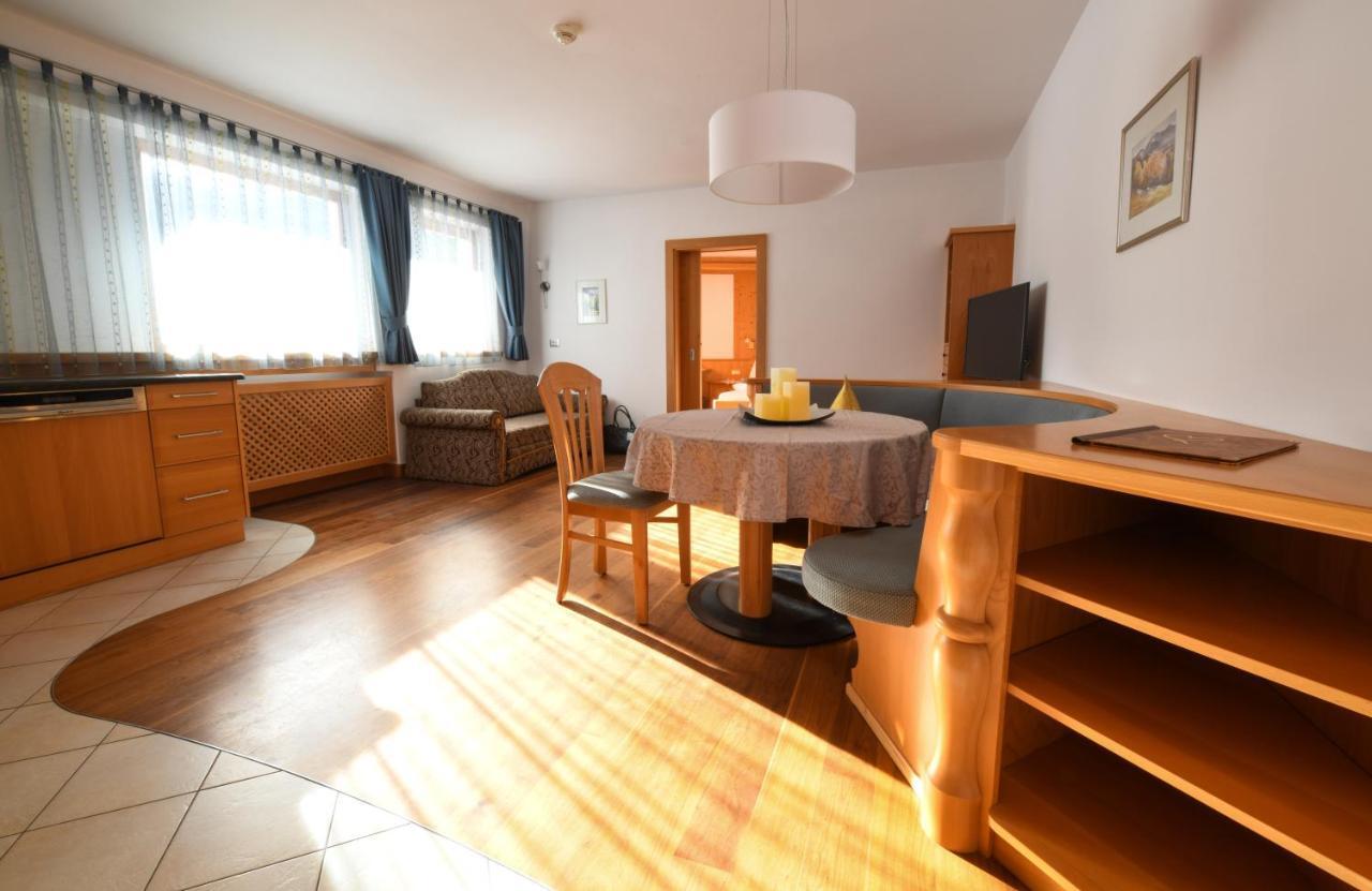 Apartments Sunela Сельва-ди-Валь-Гардена Экстерьер фото